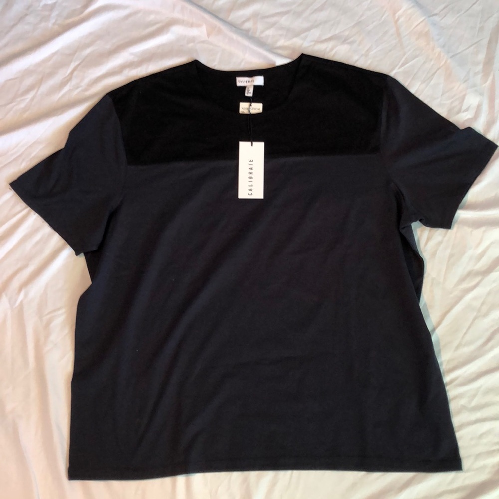 Calibrate Navy and Black Solid Tee